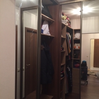 Шкаф купе совмещенный с гардеробной комнатой